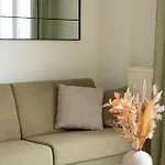 Seaview - 2br, Terrace & Bbq I