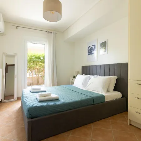 Seaview - 2br, Terrace & Bbq I Loutraki (Corinthia)