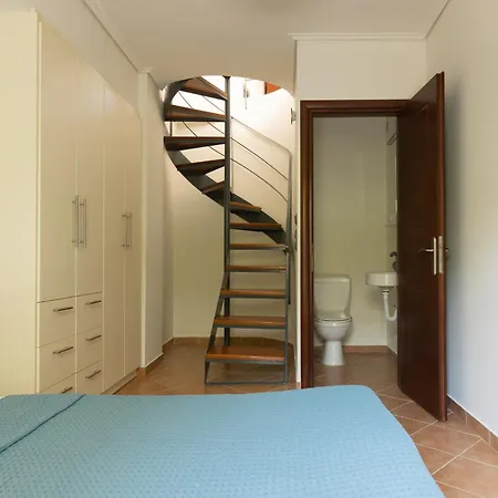 Seaview - 2br, Terrace & Bbq I * Loutraki (Corinthia)